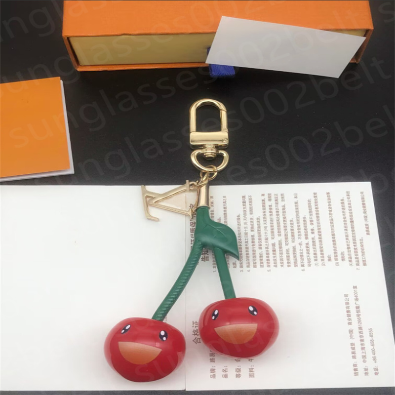 key ring designer key chain luxury key Car initial pendant gold-plated classic lock key chain letter fashionable accessory