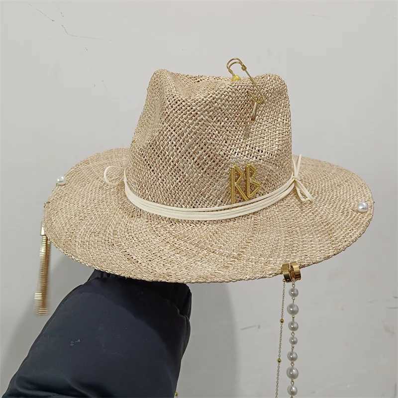 Metal Letter Beige Straw Hat Handmade Design Hat Pearl Chain Summer Sun Hat New Letter Hat Beach Women Gorras para Hombres W250609