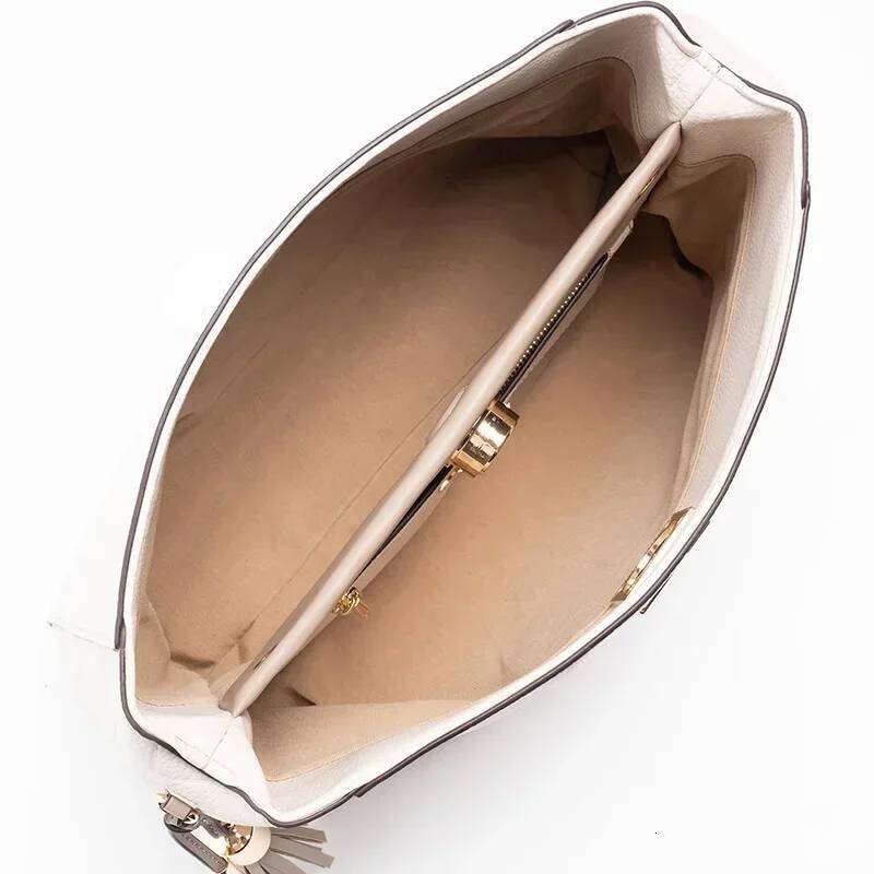 PG Casual Light High Sense Bag Quality Nie Brand Design Fashion Versatile Delicate Women's Handbag