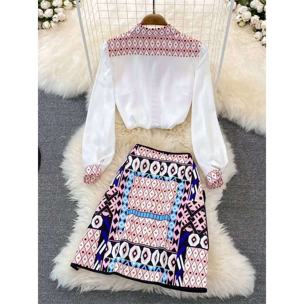 New Fashion Runway Summer Suit Women's Horse Geometry Print Blouse And A Line Pocket Buttons Skirt 2 Two Pieces Set