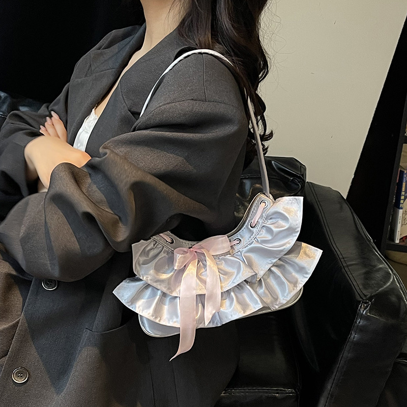 designer High-End Bowknot Cloud Bag for Women 2025 New Summer High-End Shoulder Bag Niche Pleated Underar