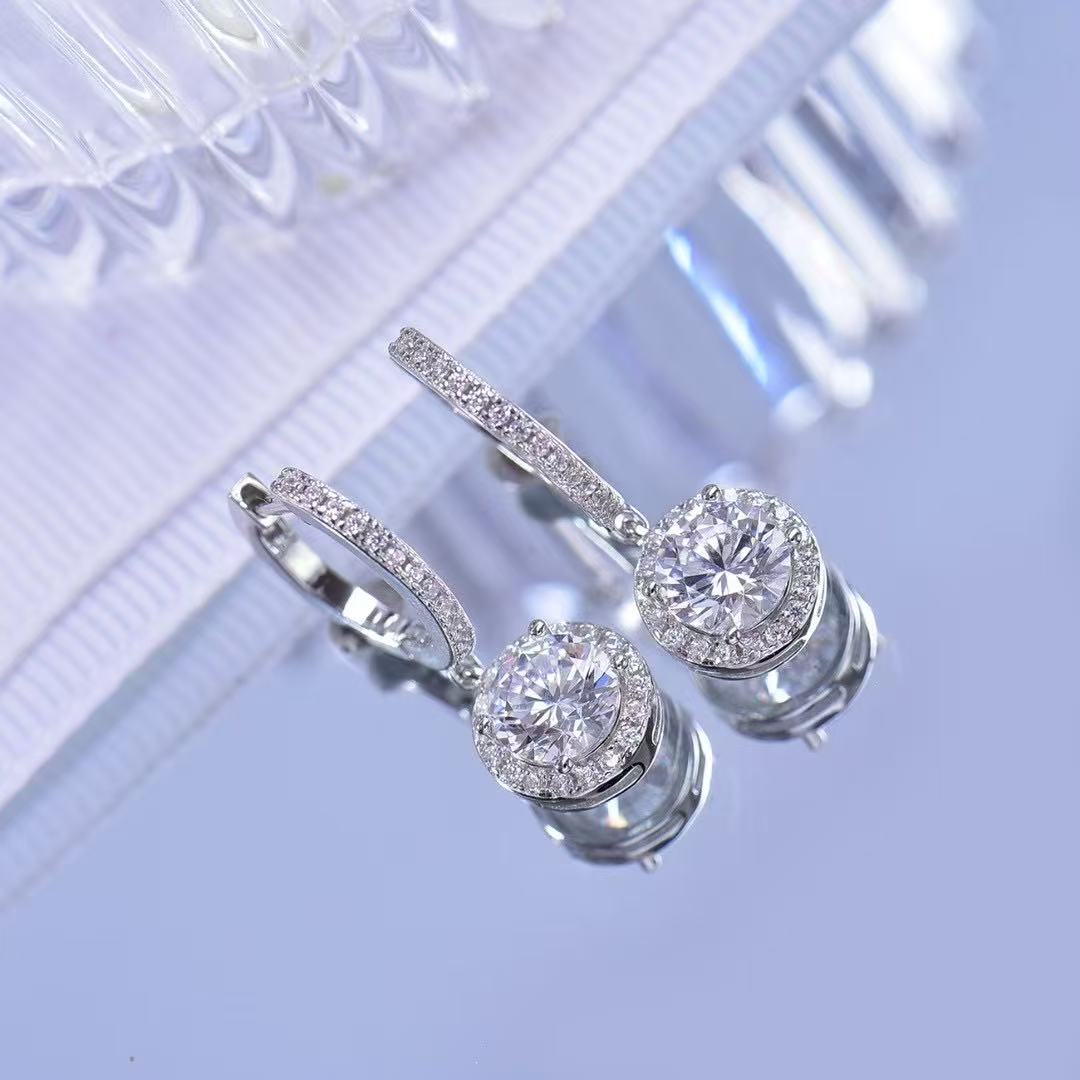 Mozambique 925 Sterling Silver Earrings Ladies' Classic Round Bag Ear Buckle Fashionable And Luxurious Earrings For Any Occasion To Wear