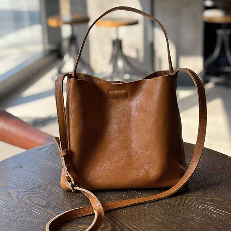 2025 new trend leather retro tree paste bucket women's shoulder crossbody bag