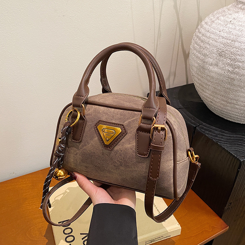 High Quality New Model Free Delivery Design Bag Fashionable Square New Fashion Multifunctional Crossbody Bag Super Popular Women's Handheld Bowli