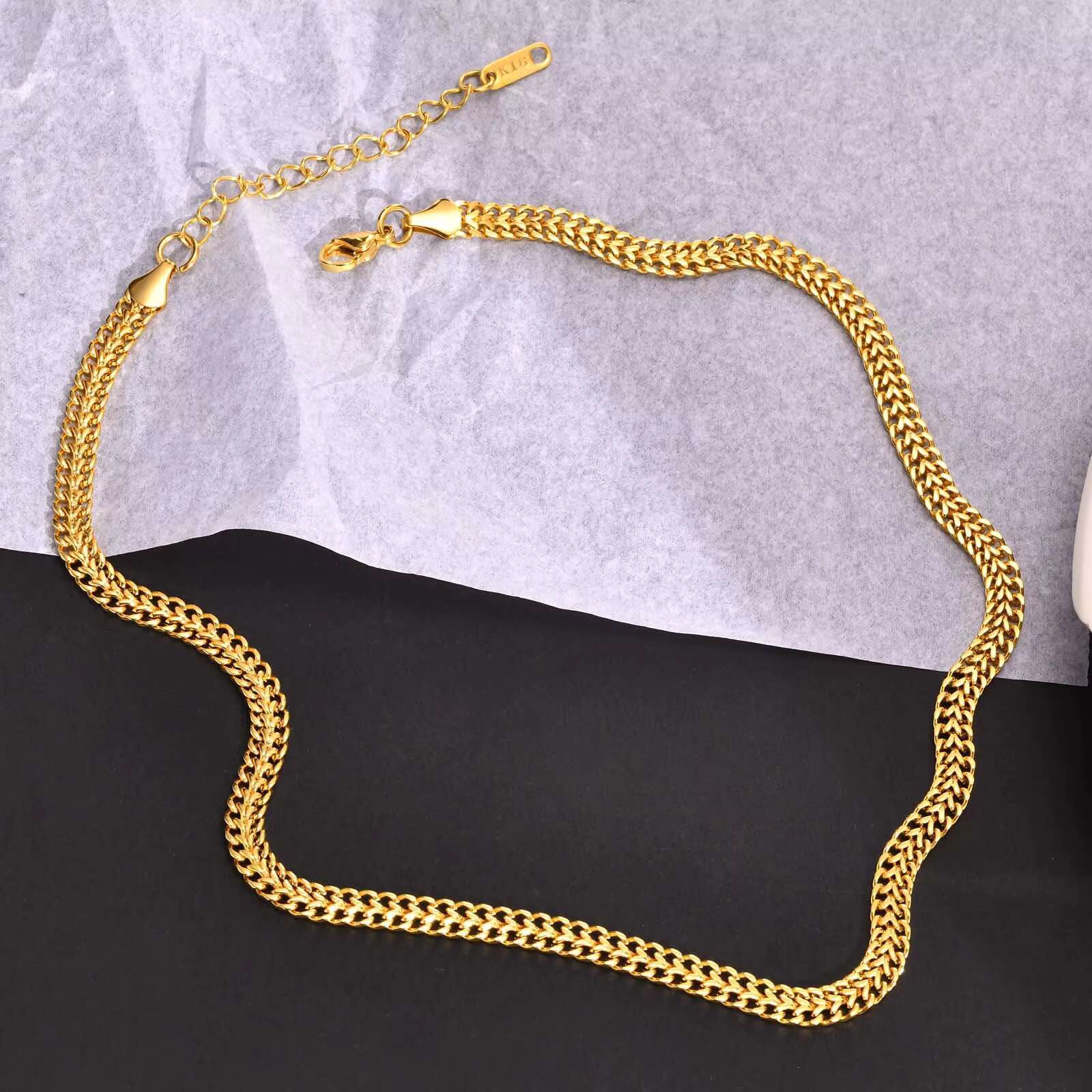 Fashion Wholesale 5MM Women Cuban Link Necklace Stainless Steel Chunky Gold Personalized Necklace