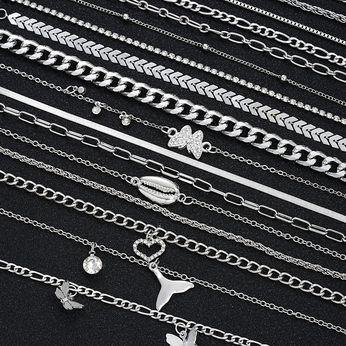 Elegant 17 Pcs Gold Color Anklet Set with ButterflyHeartShell Charms Foot Jewelry for Women Gift Perfect for Summer Vacations 250606