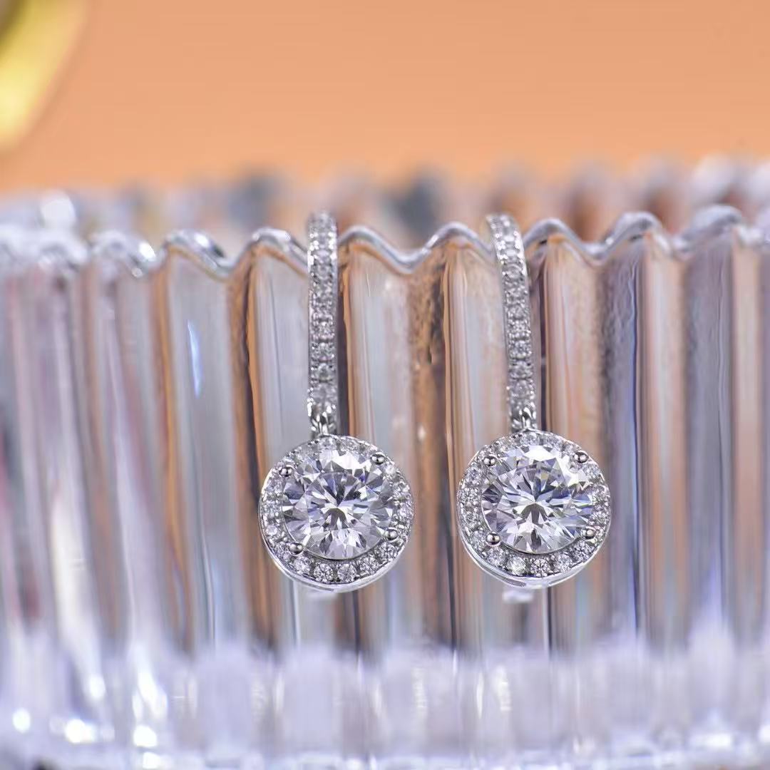 Mozambique 925 Sterling Silver Earrings Ladies' Classic Round Bag Ear Buckle Fashionable And Luxurious Earrings For Any Occasion To Wear