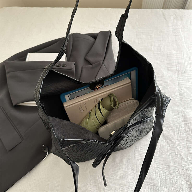 Large Capacity Fashion Casual for Women 2025 New Simple Trendy Shoulder Stylish Versatile Tote Bag