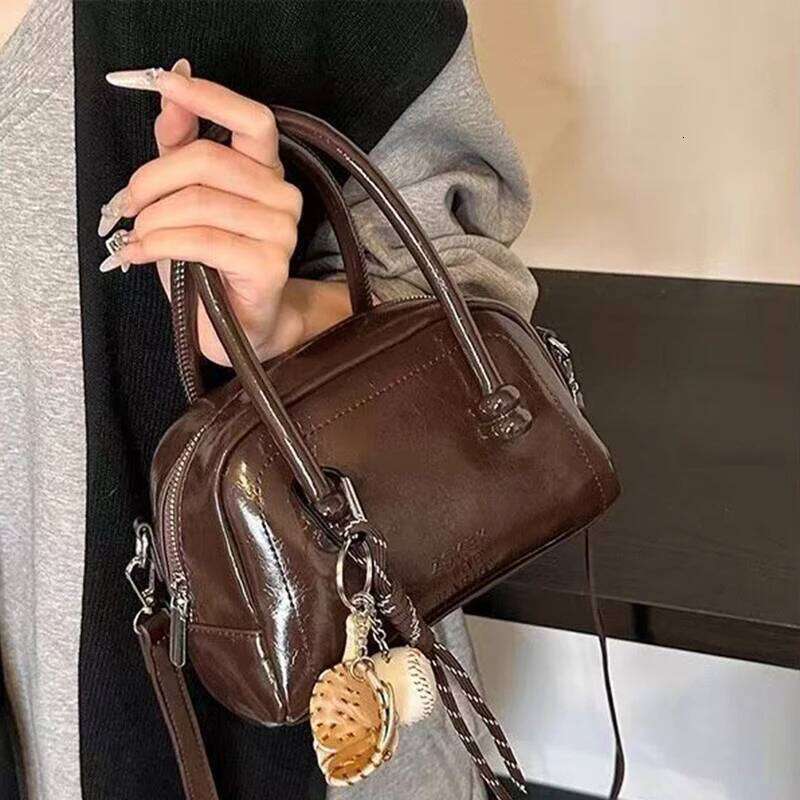 Texture Retro Small 2025 New Women's Autumn And Winter Popular Messenger Bag Portable Square Sling Bags