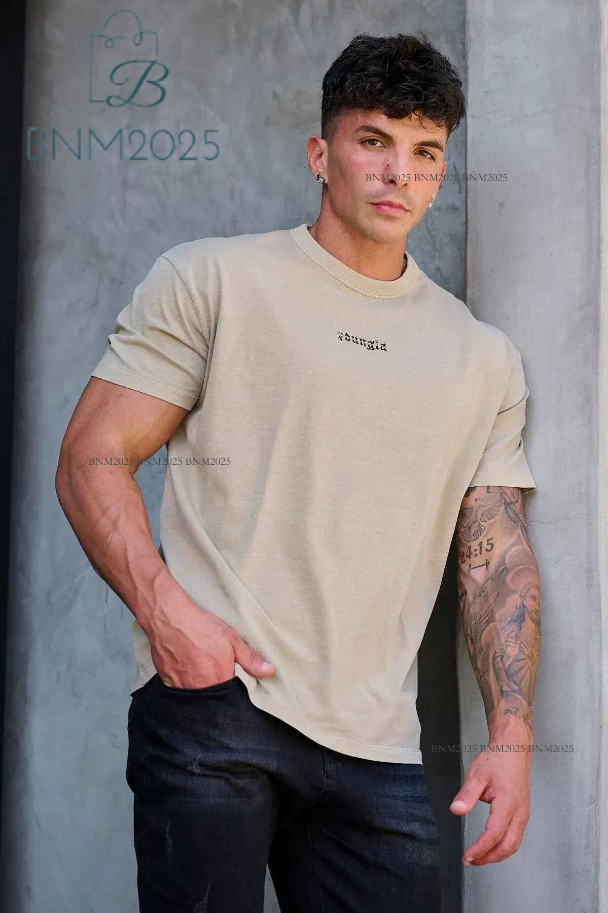 YungLa Shirts Designer T Shirt American Men's Oversized Young La T-Shirt For Fitness Fitness Cotton Round Neck LaYoung Shirt Short Sleeved Training Shirt S-2Xl 61b