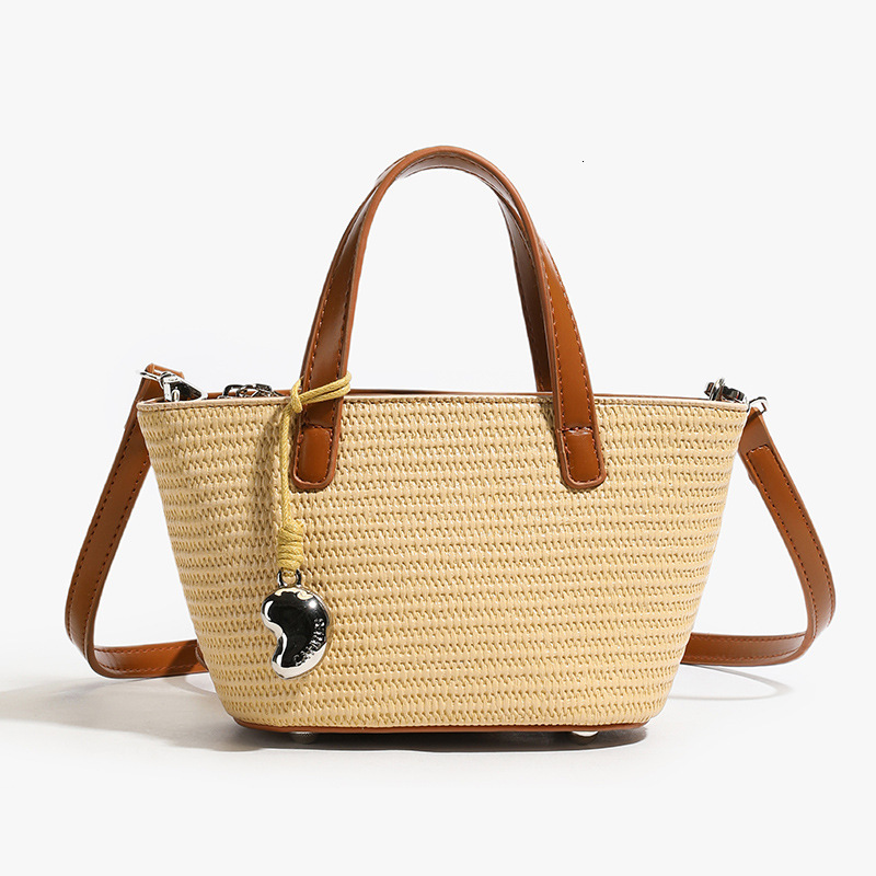 designer High-end Niche Bag for Women Summer 2025 New Fashion Versatile Crossbody Bag Internet Celebrity Versatile Handbag Bucke