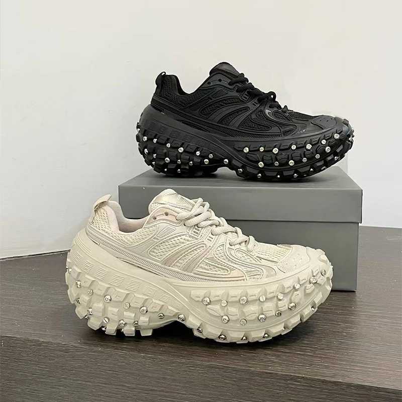 Fashion Brand Mens Or Womens Thick-soled Sports Shoes 2025 Spring New Rivet Design Couple Sports Shoes Breathable Casual Shoes M250609