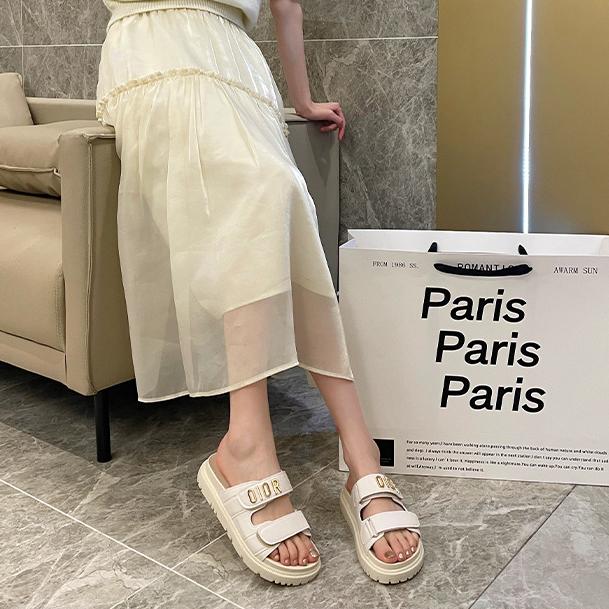 2025 Free Shipping designer sandals Thick soled sandals for women new sandals for summer casual wear with skirts and beach shoes