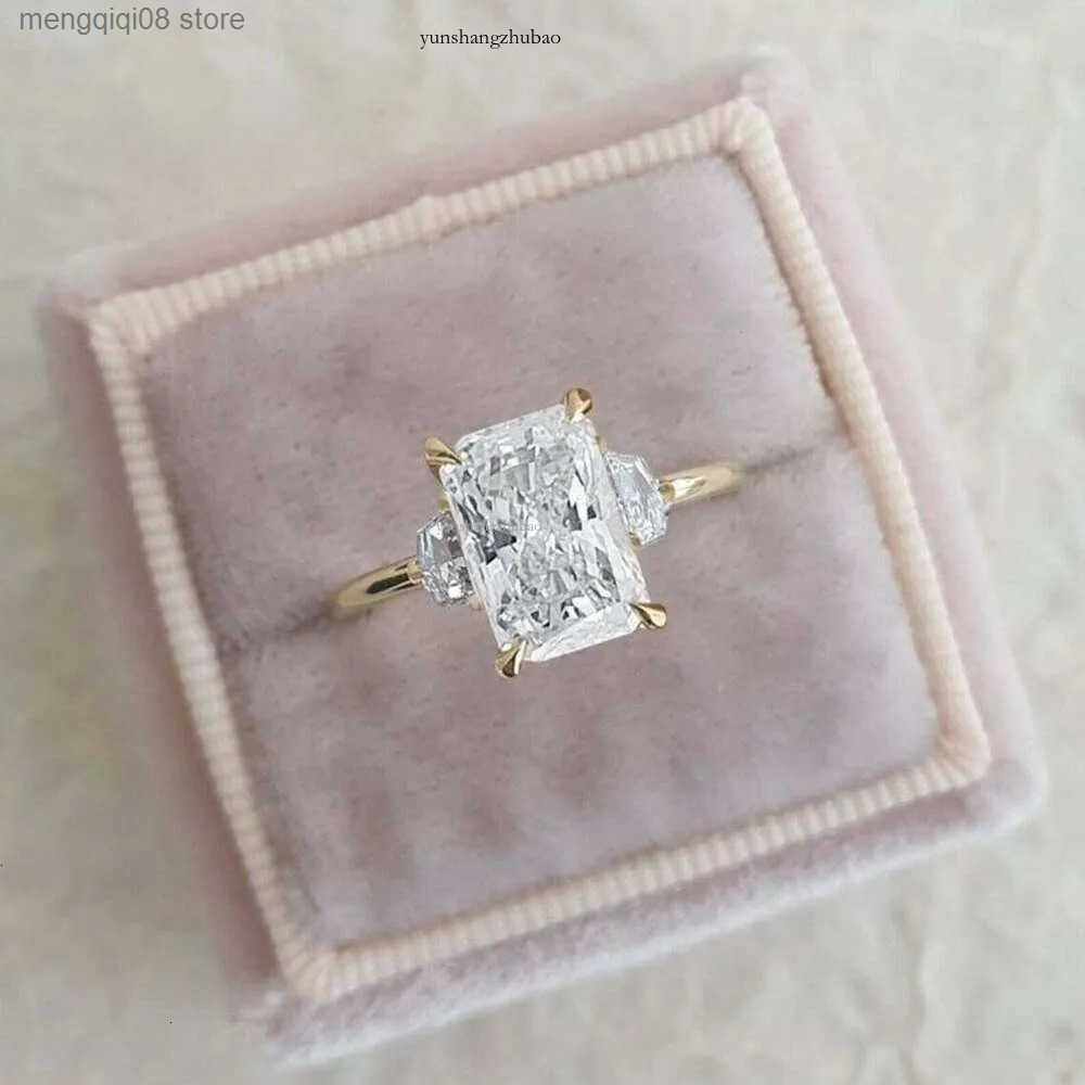 00CT Moissanite Emerald Caic Cut 3 Stone Engagement Ring in Yellow Gold L250609