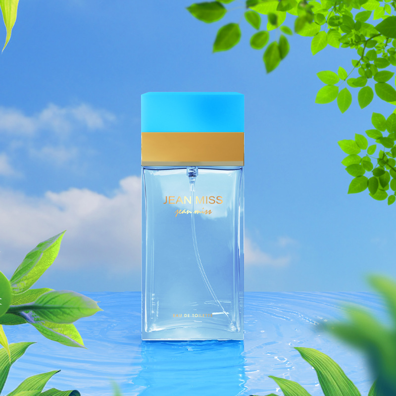 Charming Scent of Light Blue Eau de Parfum - Enduring Floral Aroma for Her