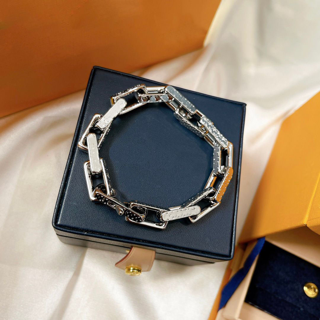 Designer Bracelets 17.5 cm Glossy Solid Bracelet For Men Homme Bling Real Gold Plated Hip Hop Jewelry 2025 Trend