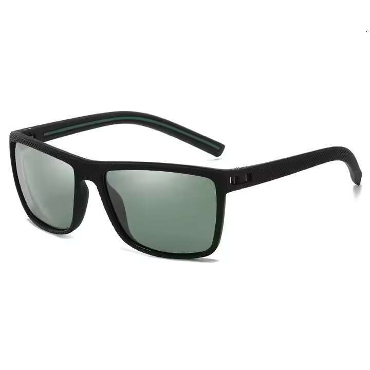 DHcollections New Style Driving for Men, Large Frame UV Protection Glasses, Outdoor Polarized Sunglasses Trend