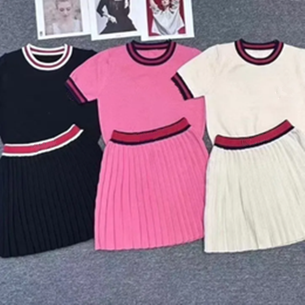 Women's Sportswear Designer Sexy Set Fashion Spring/summer Casual Short Sleeved Shorts Two-piece Set Womens Clothing Asian Size S-xL