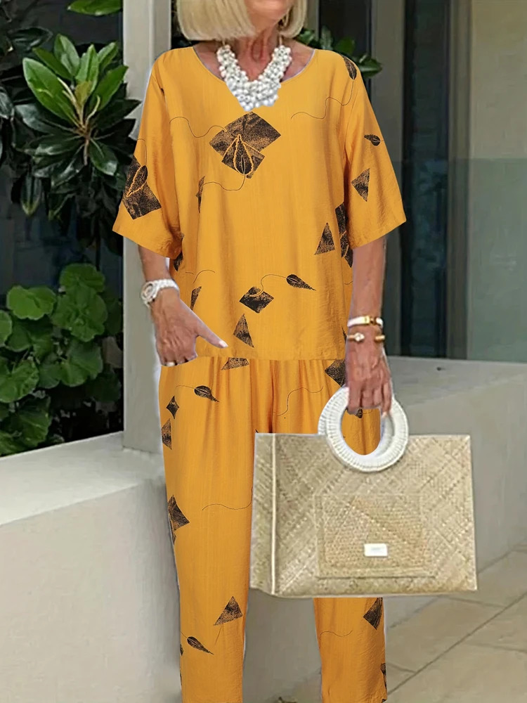 Plus Size 2025 Summer Womens Irregular Pattern Round Neck Short Sleeve Top Elastic Waist Trousers Basic 2 Piece Set 250603