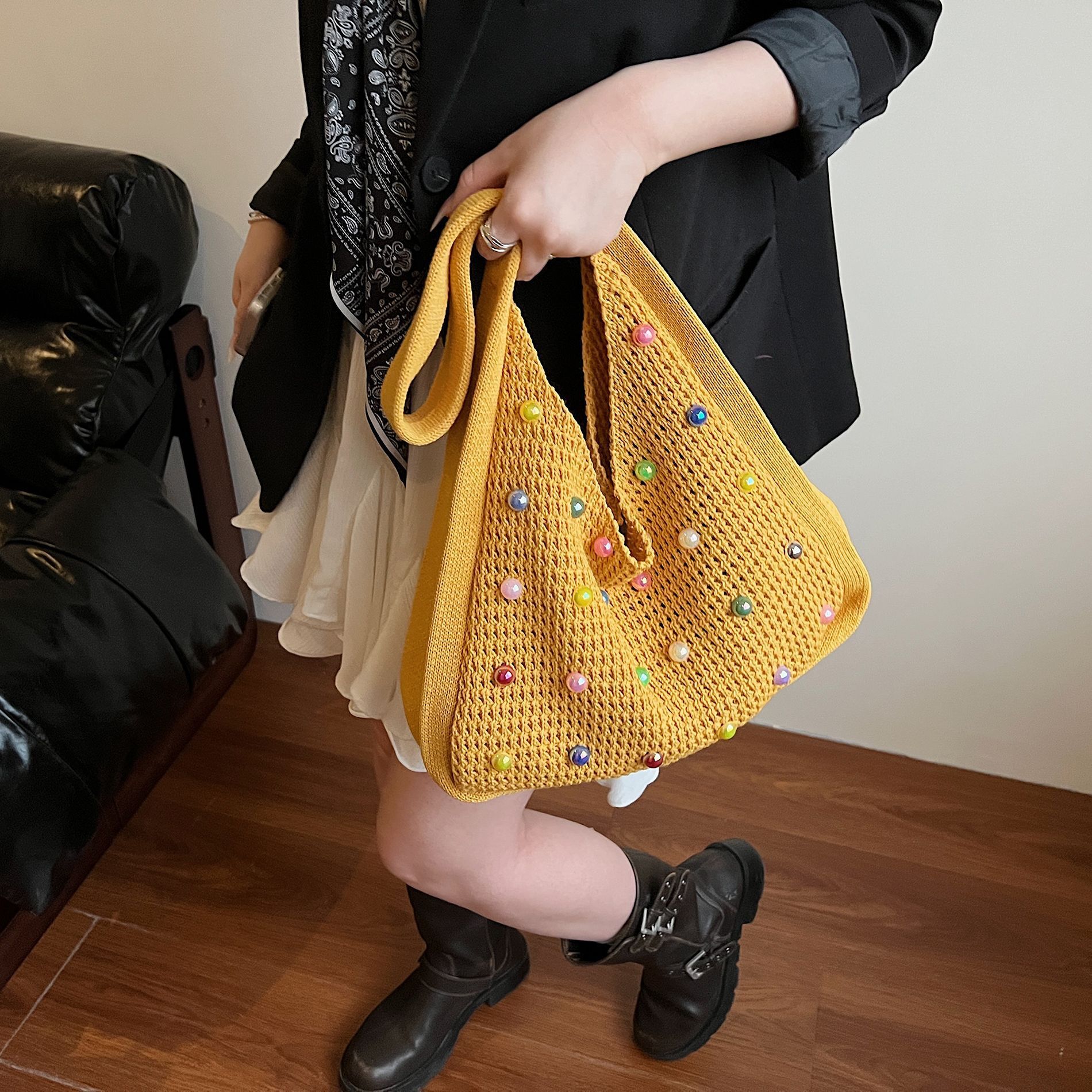 designer 2025 Trendy New Lazy Style Woven Women's Bag Large Capacity Versatile Knitted Bag Pearl Hollow Underarm Shoulder Bag for Women