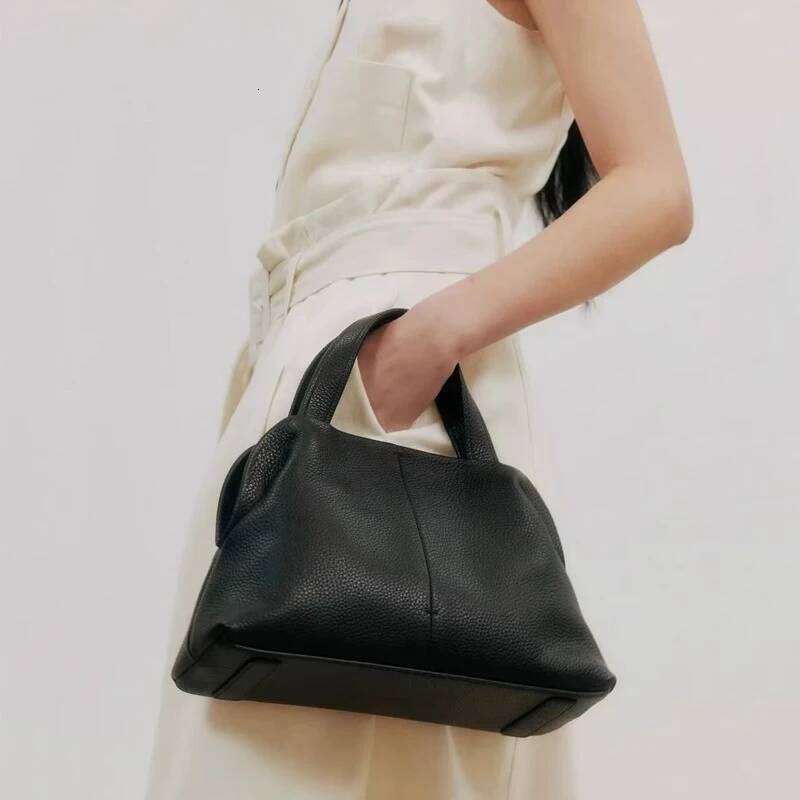 Brand First Layer Cowhide Large Capacity Leather Handbag Female 2025 New Autumn And Winter Niche High-Grade Boston Pillow Bag