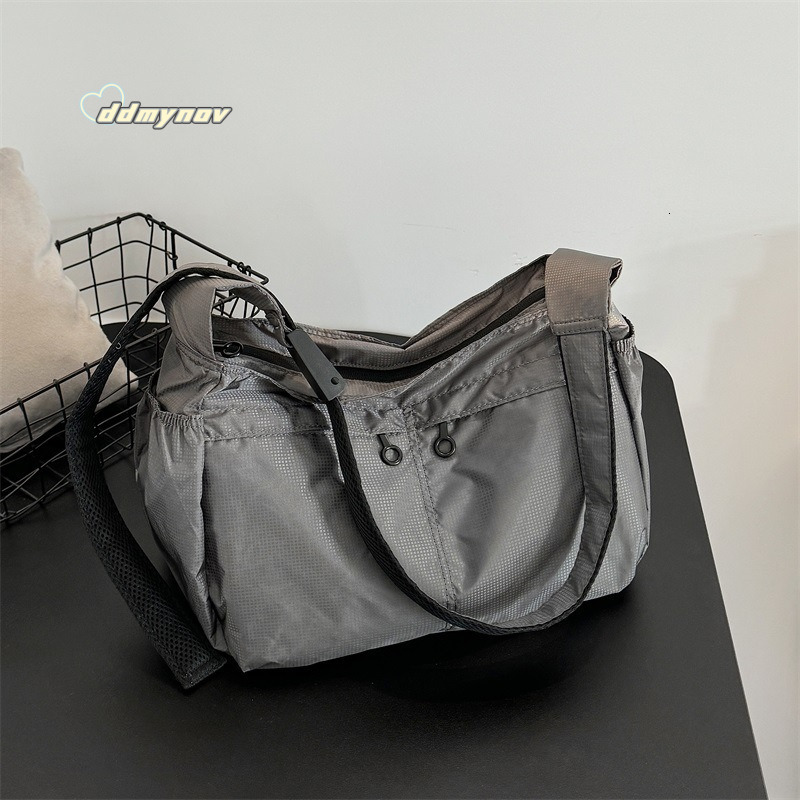 Fashion High-Density Waterproof Oxford Cloth 2024 New Textured Yoga Unisex Casual Shoulder Bag ddmynov