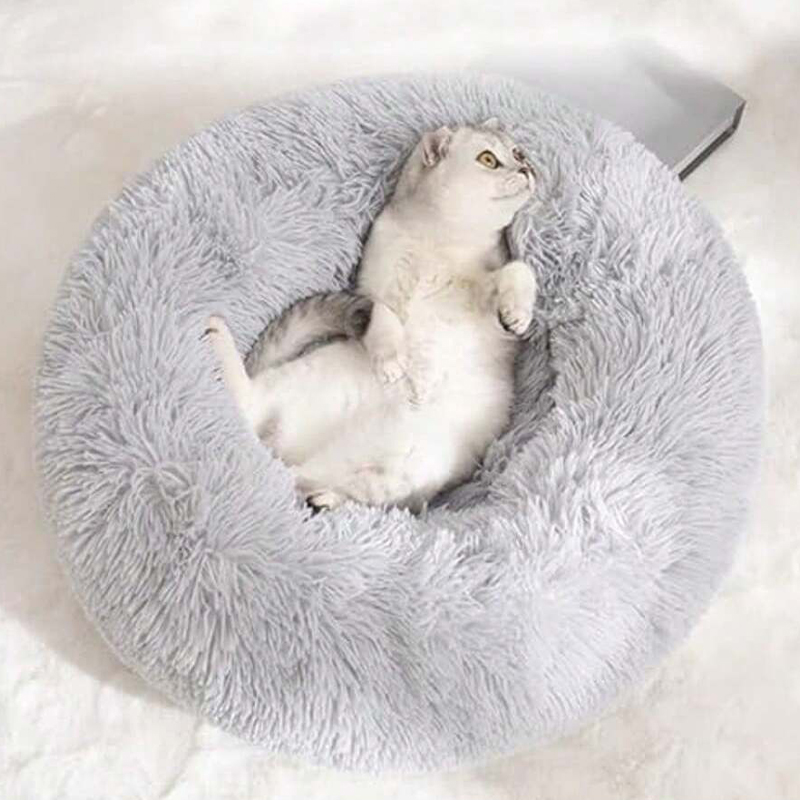 Luxurious Fluffy Round Animal Crib: Cozy Sleeping Space Featuring Hypoallergenic Faux Fur Cover