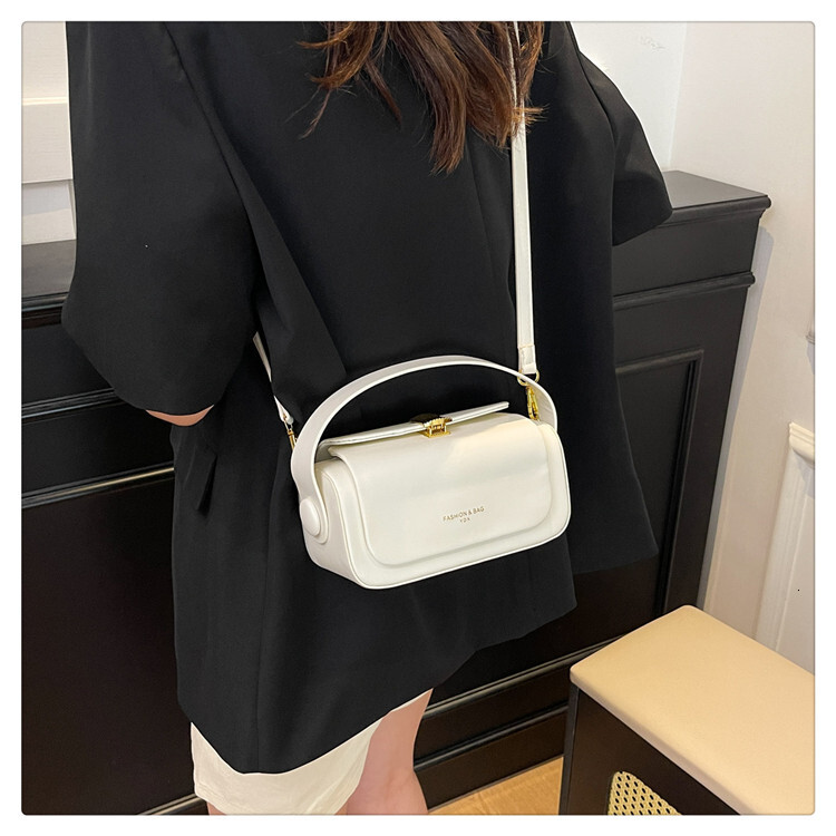 Free Shipping 2025 New Designer Bag Trend High-quality Solid Color Handbag High-end Women's Shoulder Bag Luxury Casual Wallet