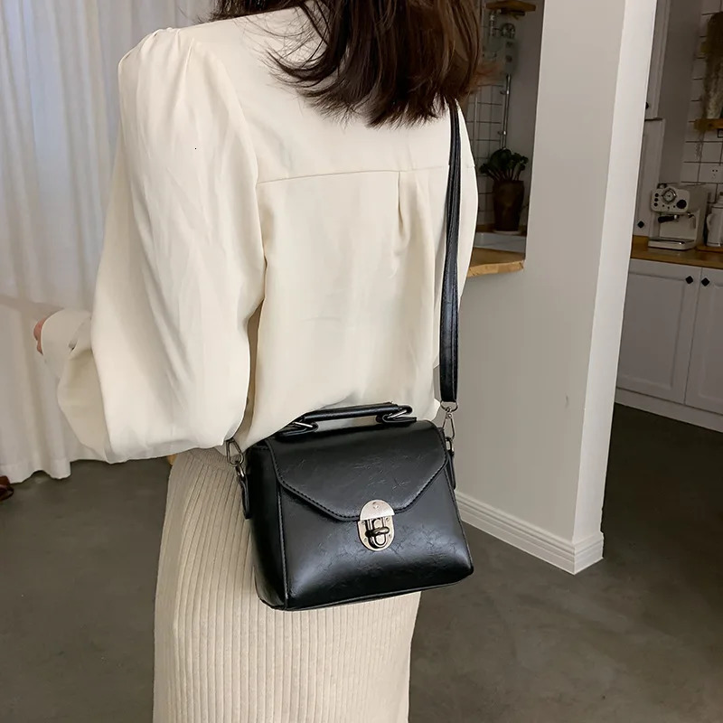 Small Square Bags For Women Fashion Solid Color Crossbody Shoulder Bag Vintage PU Leather Handbags Female Bag Bolsa 250606