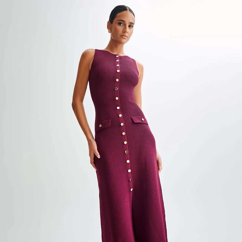 Fashion Knitted Long Dress For Women Elegant Sleeveless Button Maxi Sweater Bodycon Dresses Female Party Fashion Vestidos 2024 N XJ250610