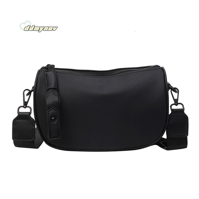 Oxford Cloth for Women 2024 New Korean Fashion Single Shoulder Saddle Trending Wide Strap Crossbody Bag This Year ddmynov