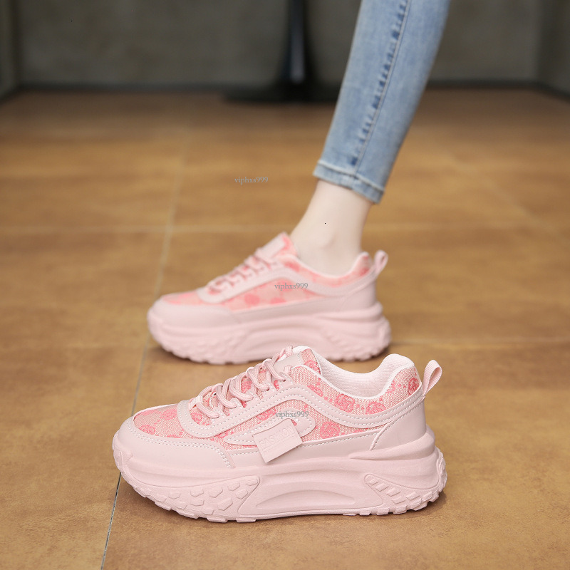 Vintage Dad Outdoor Running Sneakers For Women 2025 New Floral Designer Shoes Embroidery Lightweight Casual Shoes Hot Thick-soled Casual Soft-soled Sp