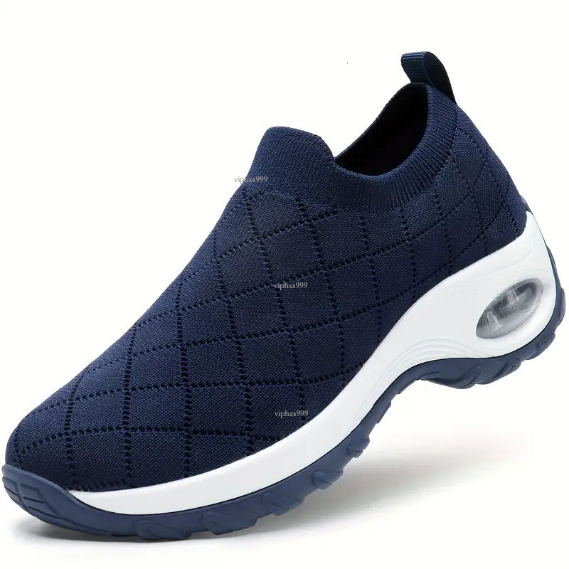 Cross-border Foreign Trade Women's Shoes Large Size Flyknit Sock Slip-on Outdoor Running Casual Shoes Breathable Designer Shoes Simple Air Cushio