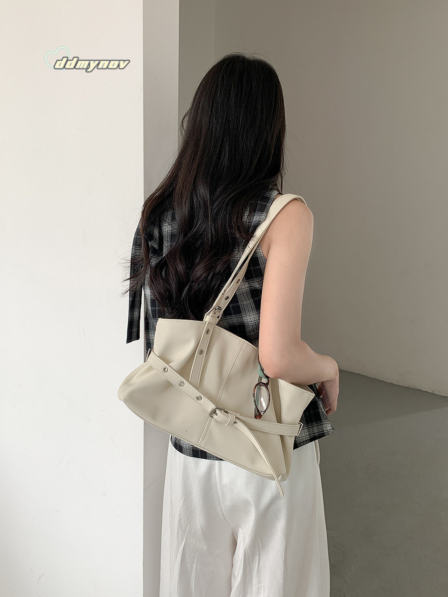 New Women's Single Shoulder Large Capacity 2025 Spring Summer Commuter Fashion Minimalist Tote Bag for Women ddmynov