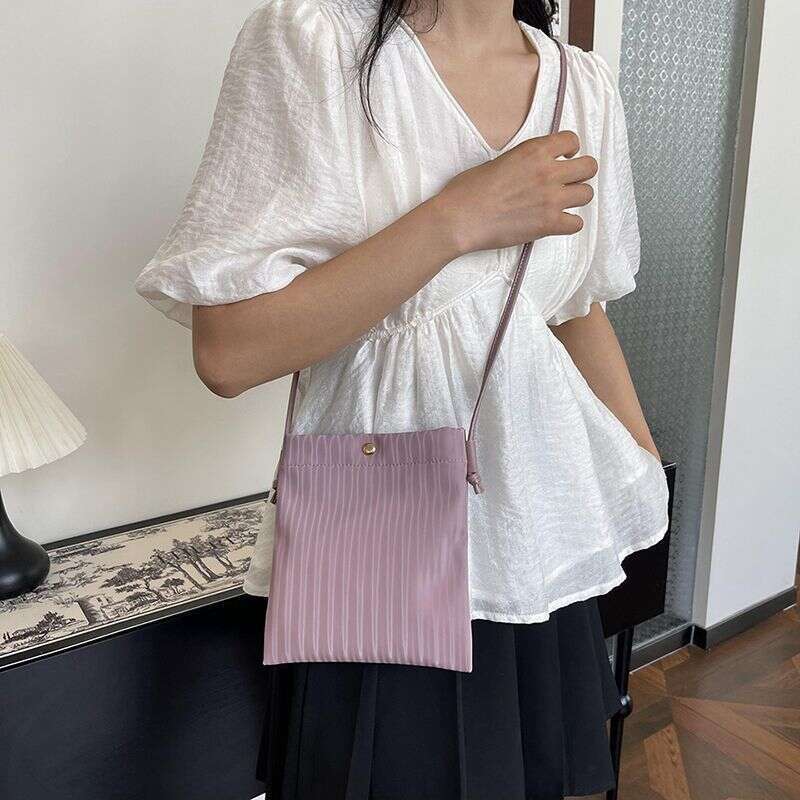 black shoulder bag Capacity Single Shoulder Crossbody for Women 2025 New Trendy Fashion Envelope Bag