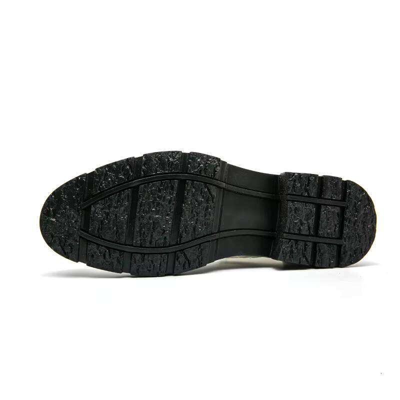 New Arrival Men's High-top Breathable Mesh Upper Anti-slip Out Sole Casual Boots with Chain Decoration