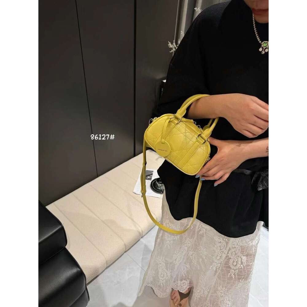 New Korean Style Solid Color Embroidered Handbag Fashion Versatile Shoulder Niche Crossbody Bag for Women