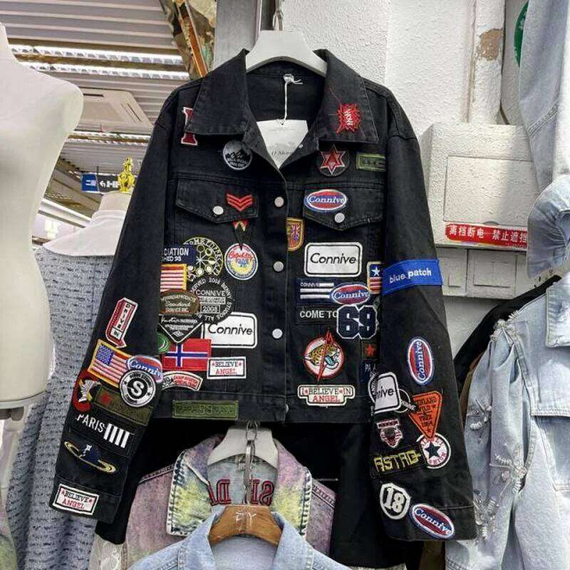 Men's Cartoon Anime Embroidery Patches Denim Jacket Women Streetwear Fashion Trend Loose Jean Jackets Coat Outerwear