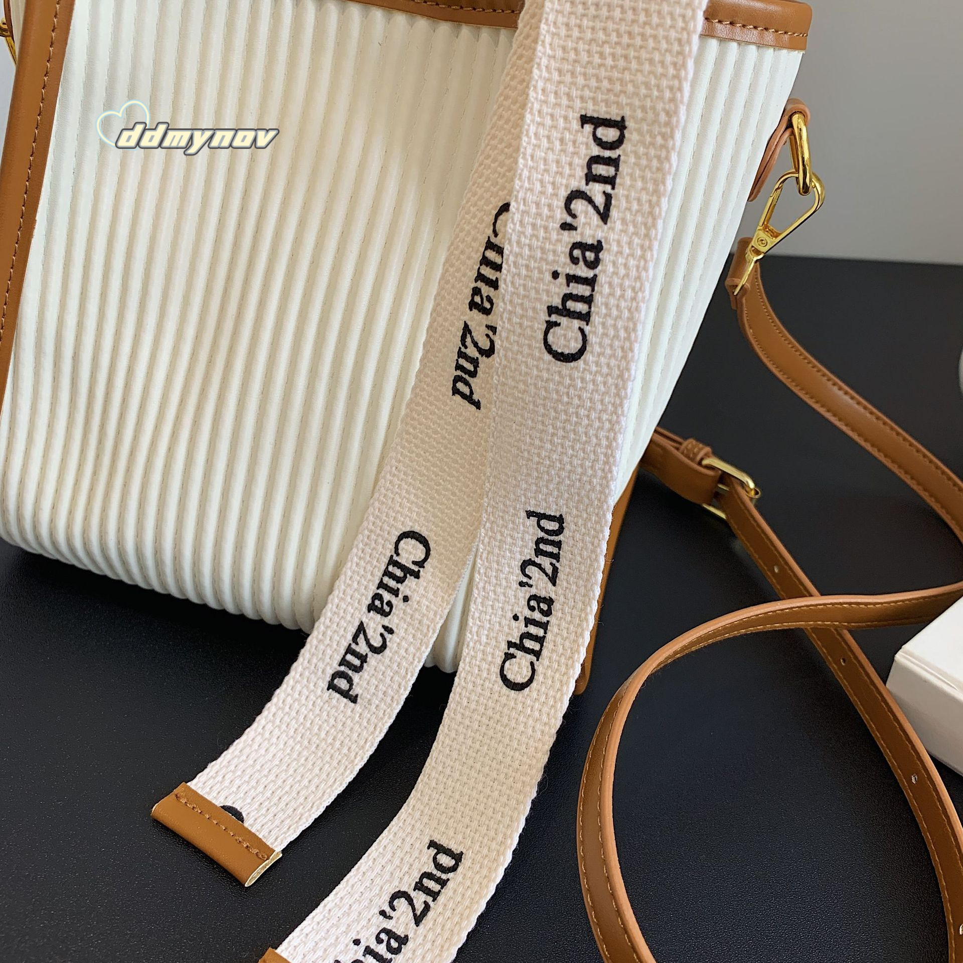 Cloud Edge Special Blend Tote for Women 2023 Spring Summer New Light Luxury Ladies Handbag Single Shoulder Crossbody Bag ddmynov