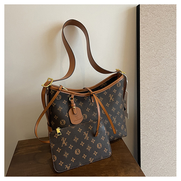 Free shipping 2025 designer Shoulder Bags womans ladies flap lady square handbag women crossbody Underarm Large capacity tote bag