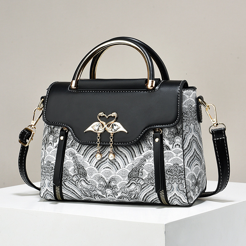 Free Shipping 2025 New Designer Bag Embroidered Color Block Handbag Niche Multifunctional Shoulder Bag High-quality Luxury Wallet