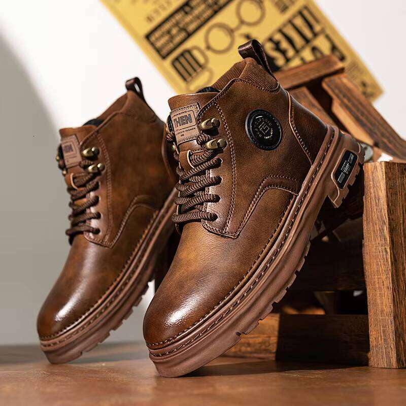 2023 Top Selling Waterproof Casual Boots Men Shoes Fashion