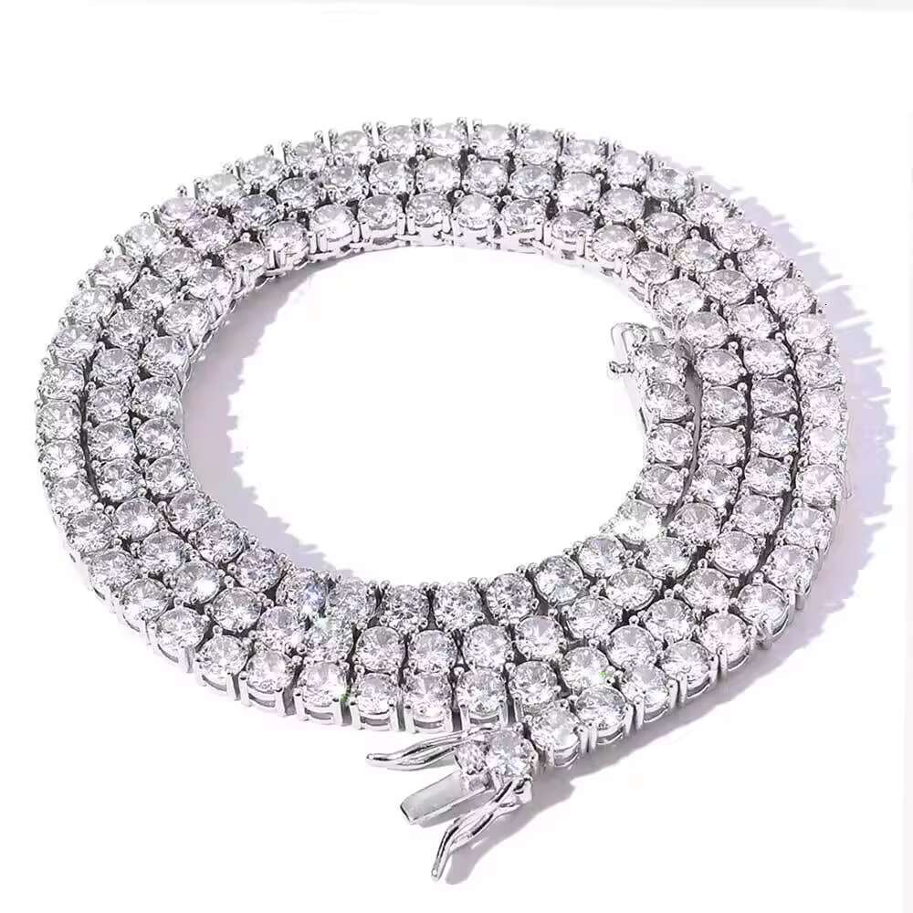 Hot Sale Silver Jewelry Iced Chain Out Hip Hop Number 8 With Spiked VVS D Color Moissanite Cuban Cross Link Chain Necklace