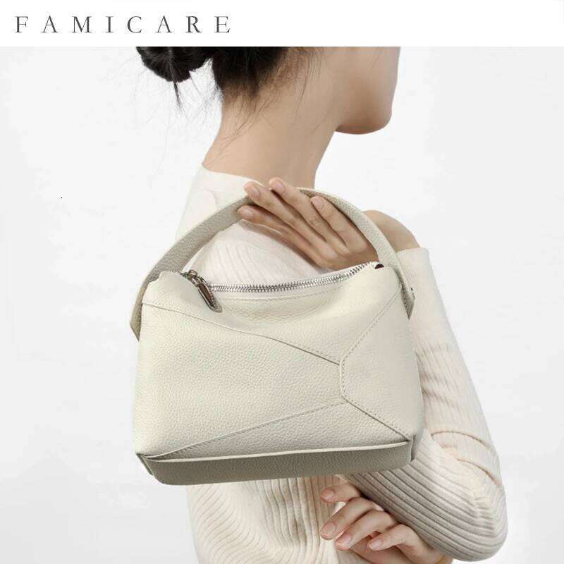 Women's Top Layer Cowhide Leather Crossbody Girls Geometric Designer Mini Pillow Bag Female Messenger Ladies Daily Using Handbag