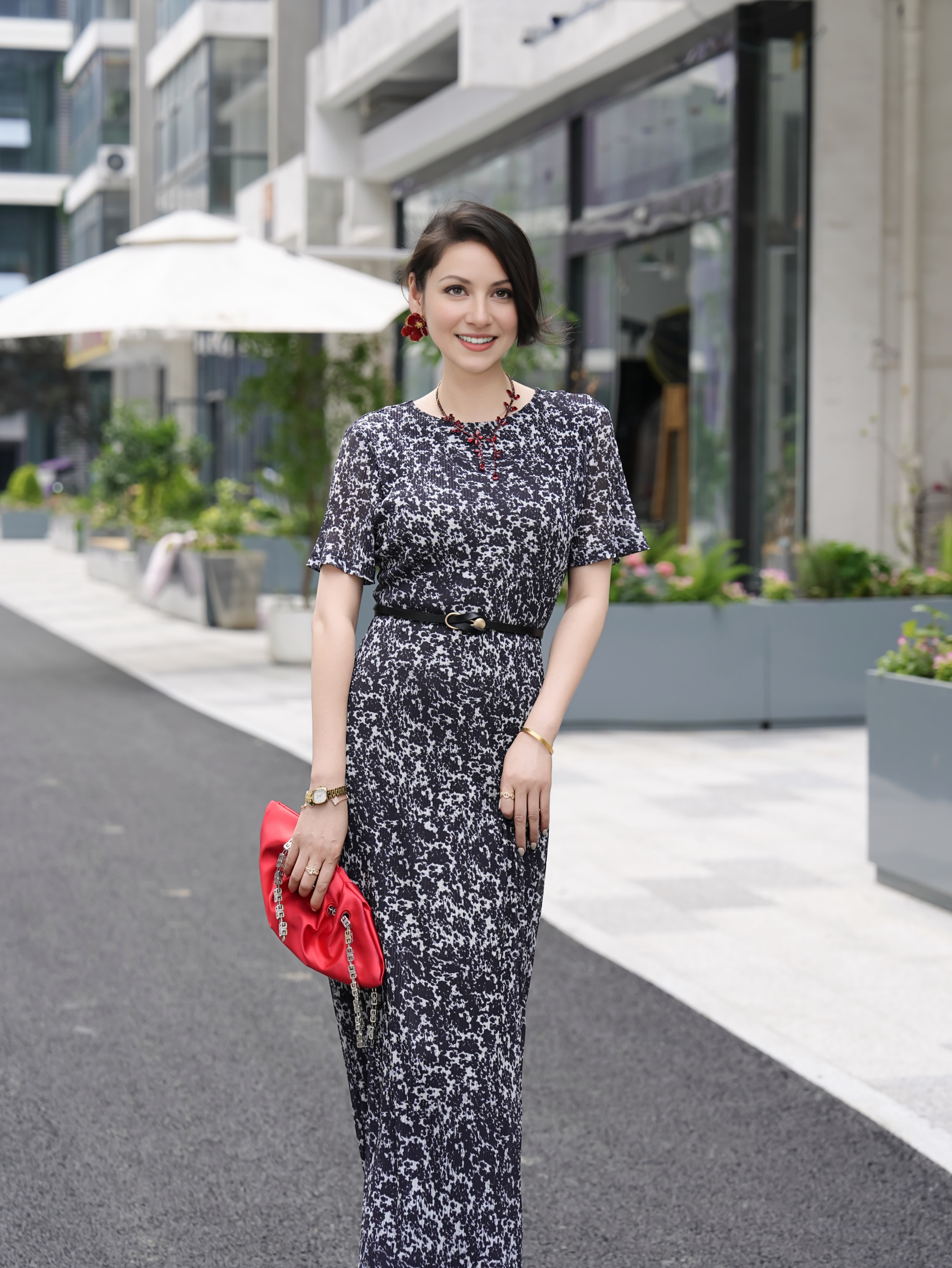 HZHJ new original night starry night slimming dress, mid sleeve floral luxury show style