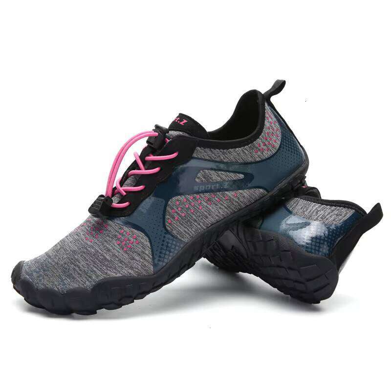 Wholesale Outdoor Water Beach Speed Interference Barefoot Anti slip and Breathable Aqua Shoes Couple Size