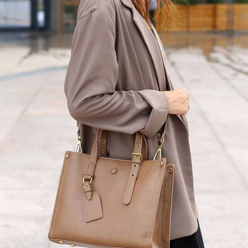 New 2025 Summer Genuine Leather Crossbody Shoulder Handheld Tote Versatile Mom Bag 2025/06/10