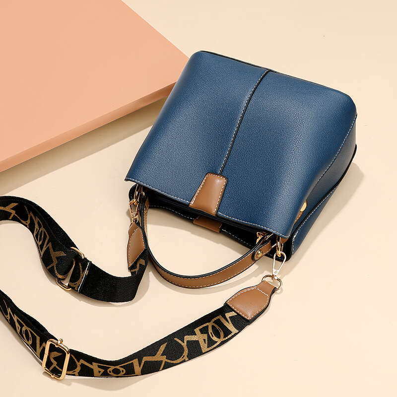 Handbag 2025 Spring New Shoulder Casual Large Capacity Crossbody Bucket Korean Fashion Women's Bag