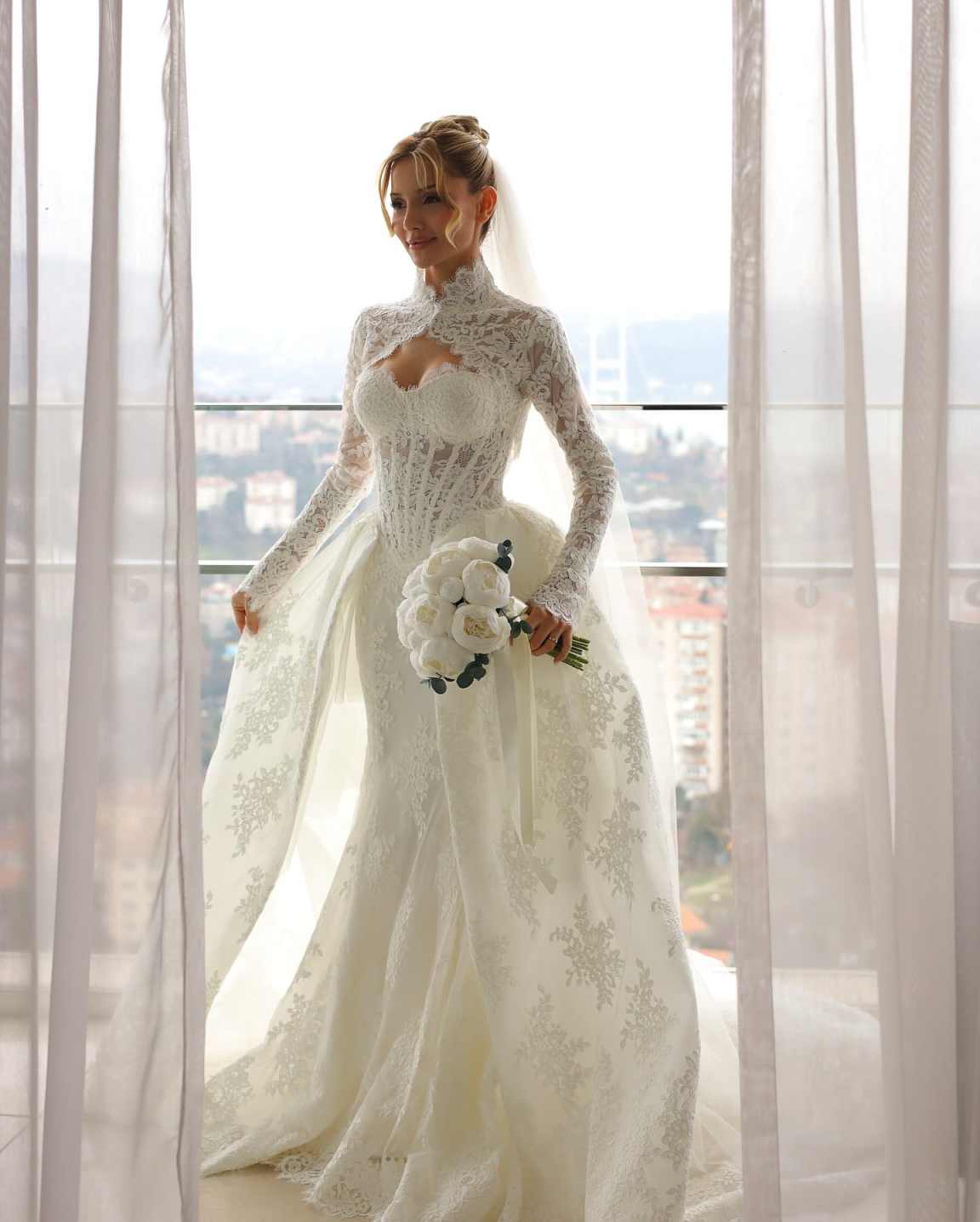 Simple Mermaid Wedding Dress High Collar Long Sleeves Bridal Gowns Lace Detachable Train Dresses Custom Made vestidos de novia