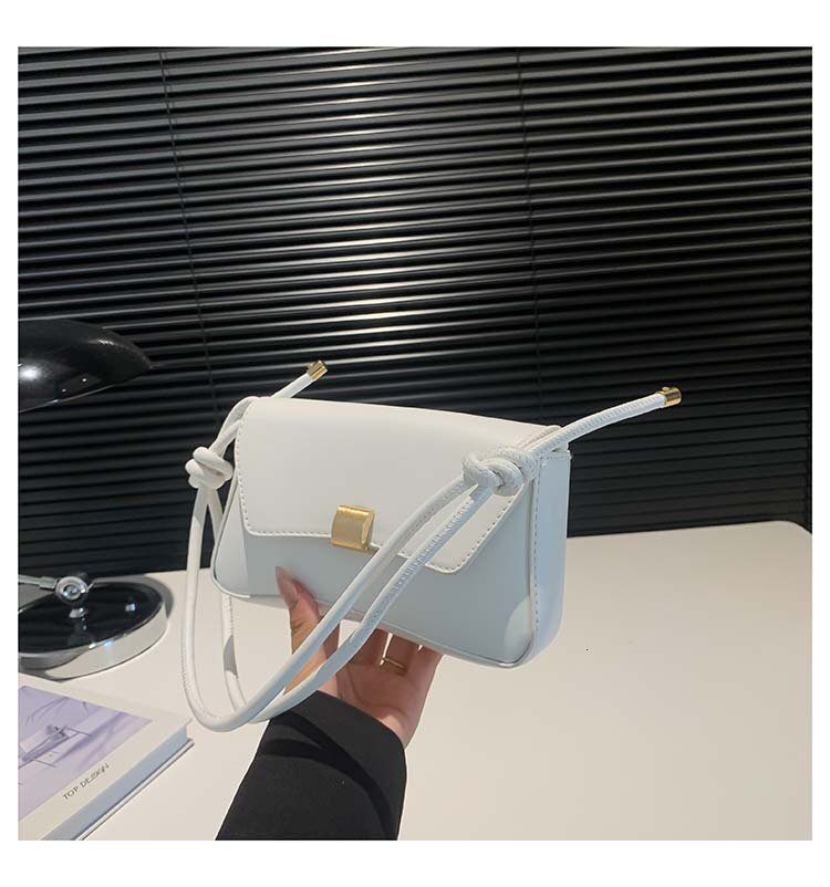 Free Shipping New Designer Bag For 2025 High-end Bag Women 2024 French Baguette Retro Handbag Underarm Luxury Wallet Stylish Girl Shoulder Crossbody S